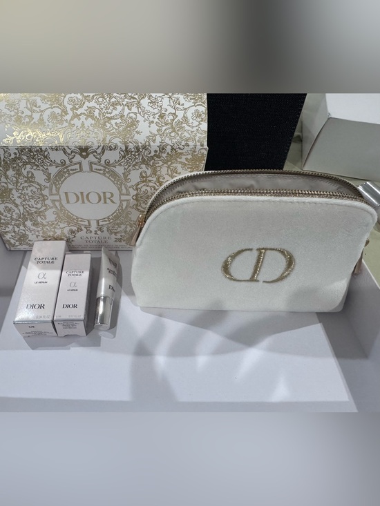 Dior Handbags - Dior white velvet cosmetic pouch and serum samplers